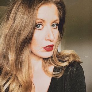 Meet your Posher, Taralynn